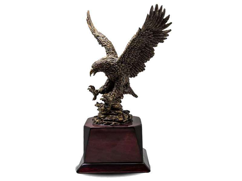Premium Heavy duty Eagle trophy for corporate gift and traditional gift in Dubai