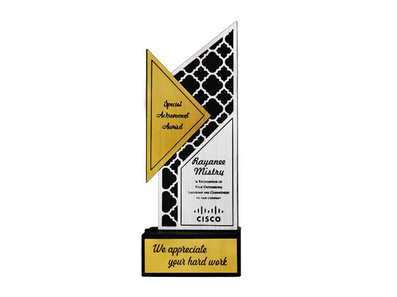 Triglo - Silver and gold foil trophy with a black base. Perfect for school awards, sports events, employee gifts, and more.