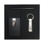 Black gift set with pen, card holder, keychain.