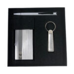 Black gift set with pen, card holder, keychain.